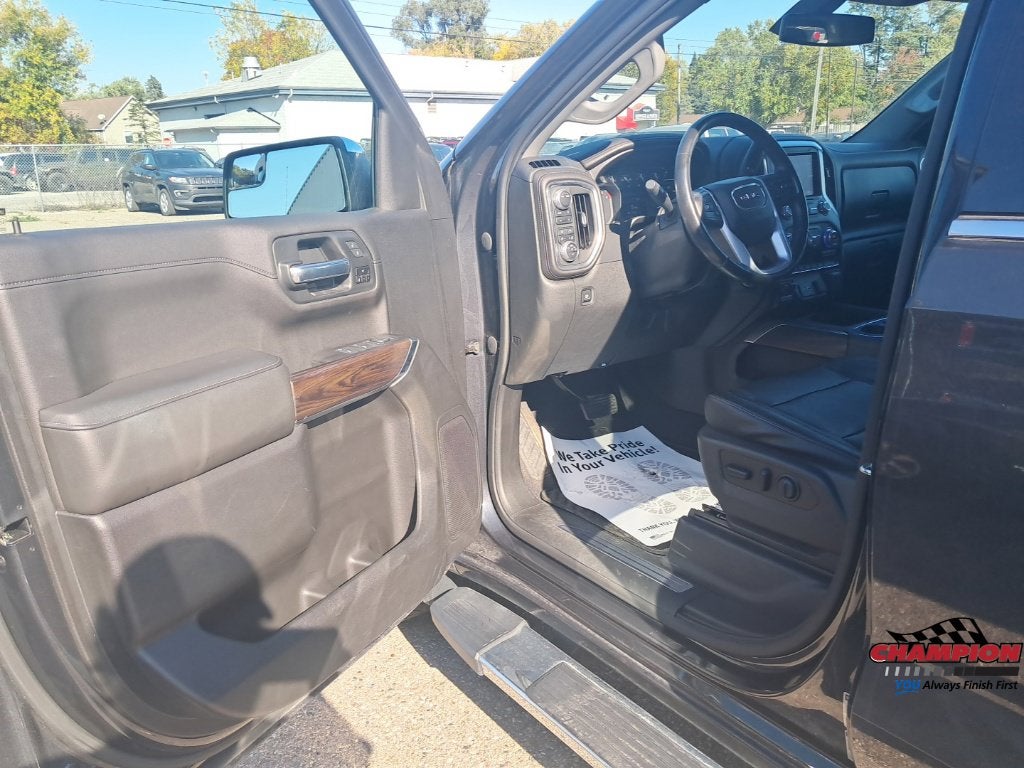 2020 GMC Sierra 1500 4WD Crew Cab Short Box SLT