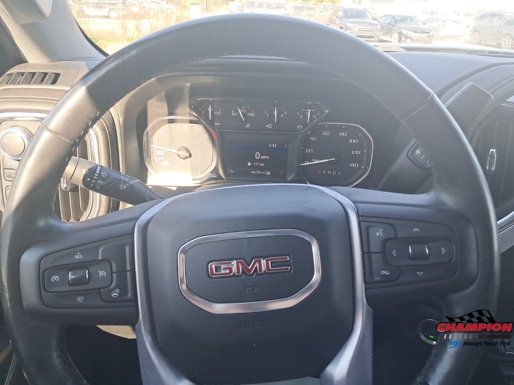 2020 GMC Sierra 1500 4WD Crew Cab Short Box SLT