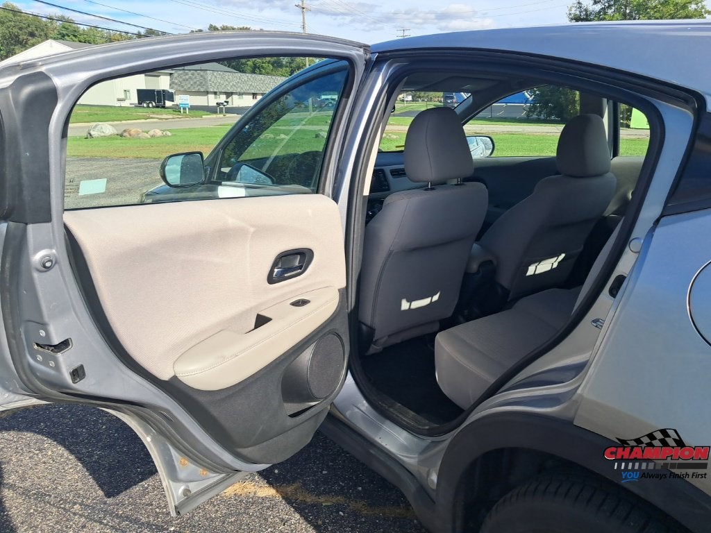 2017 Honda HR-V LX