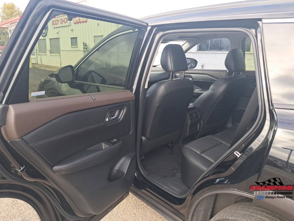 2023 Nissan Rogue SV Intelligent AWD
