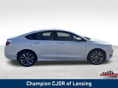 2015 Chrysler 200 S