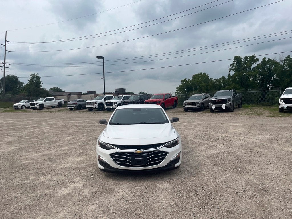 2023 Chevrolet Malibu LS