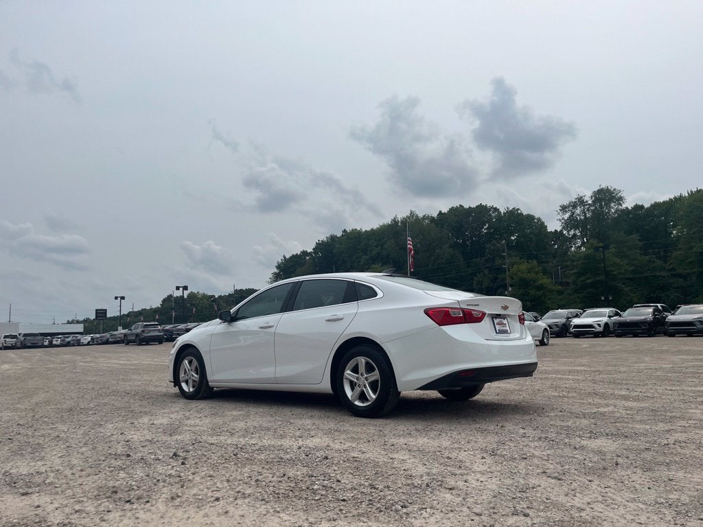 2023 Chevrolet Malibu LS
