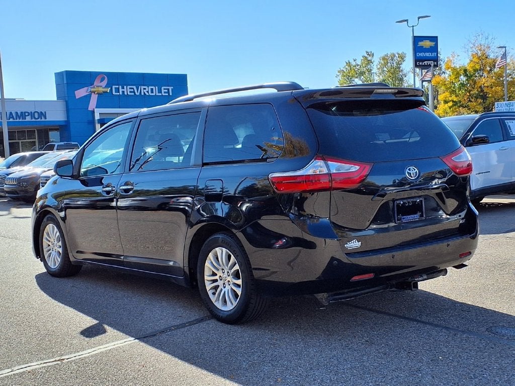 2015 Toyota Sienna Limited 7 Passenger